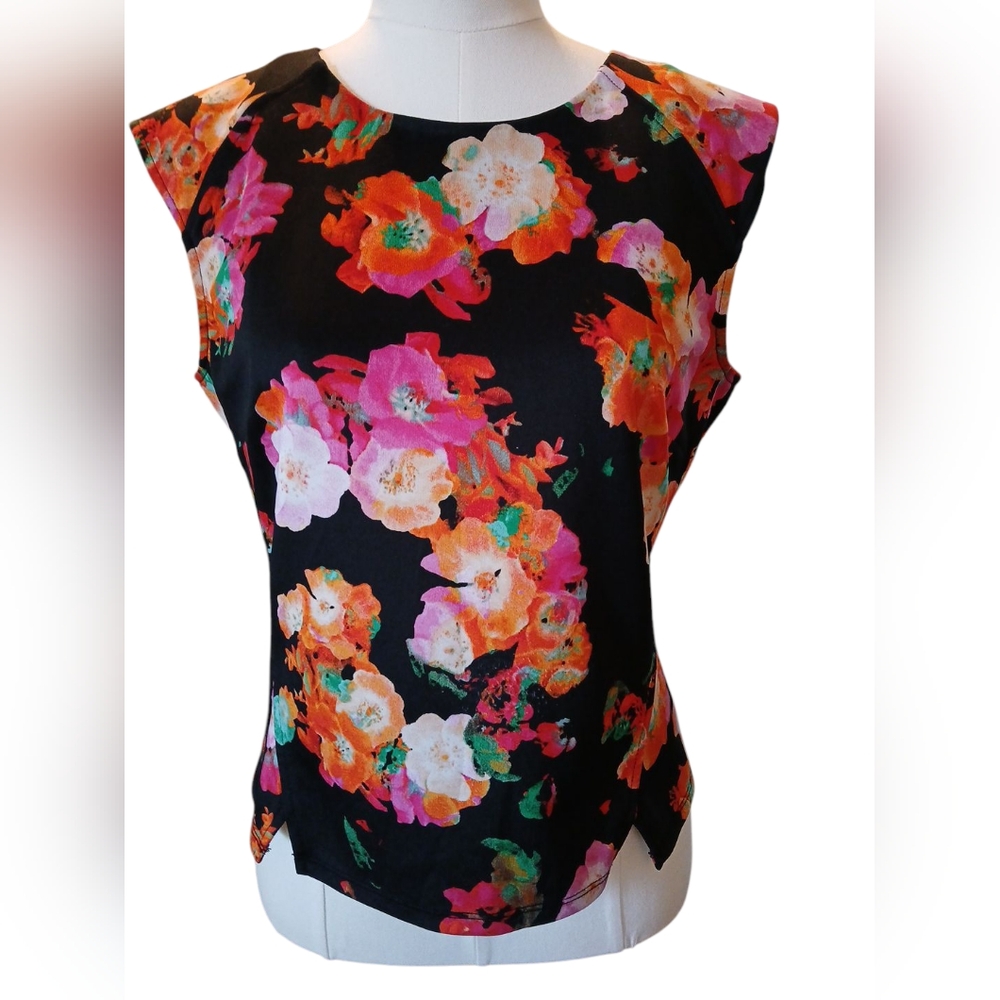 Floral Cap-sleeve, Cropped Top - Black and Multicolor